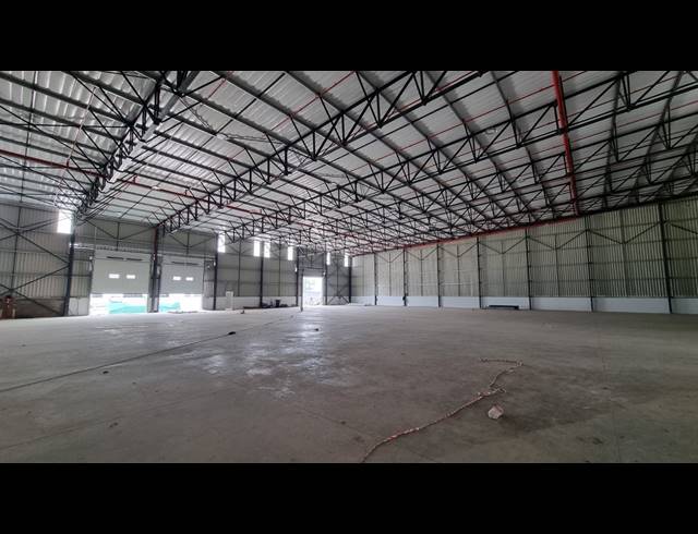 2,400M² WAREHOUSE TO LET IN POMONA